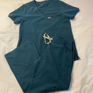 Figs Teal Women's Scrub Set
